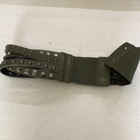 BEAUTIFUL BELT STUDDED EMBELLISHED DETAILS - Picture 6 of 14